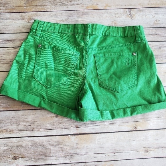 😍Jessica Simpson green short - Picture 2 of 2